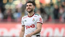 Пиняев пошутил над фото Тикнизяна с Роналду: «Ты ИИ освоил?»