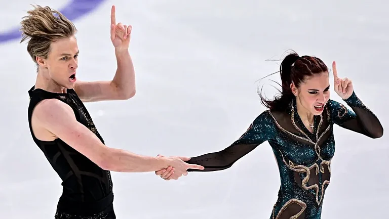 Актёр Смолкин хочет поддержать выступающего на Олимпиаде сына-фигуриста