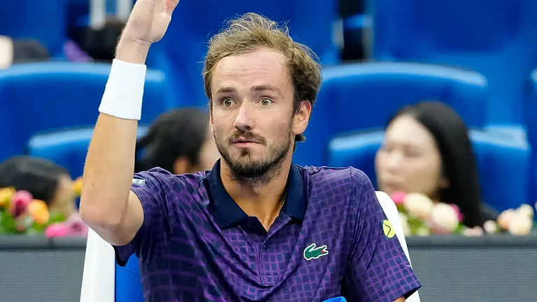 Медведев хочет сказать, что они с Тьеном «ненавидят играть друг против друга»