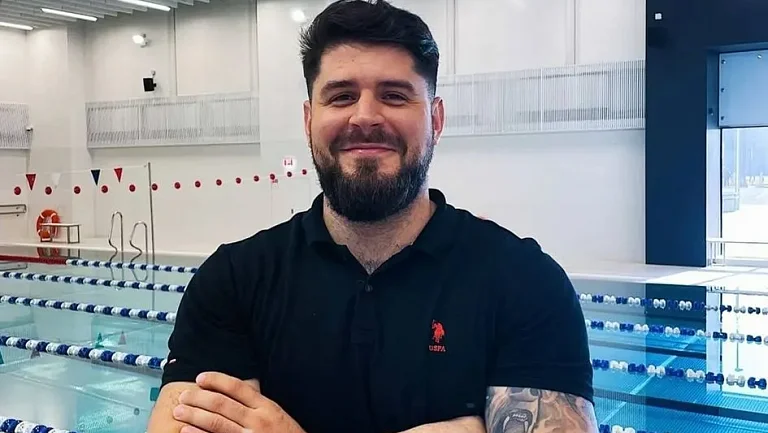 Семья пропавшего пловца Свечникова объявила награду за информацию о нем