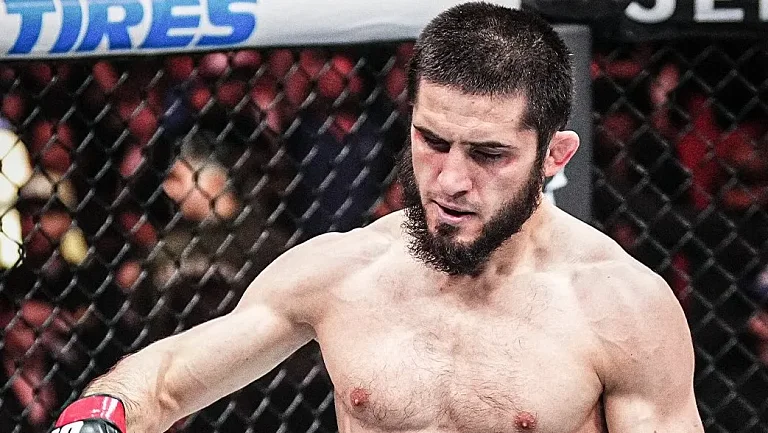 Хавьер Мендес объяснил, как Махачев может победить Маддалену