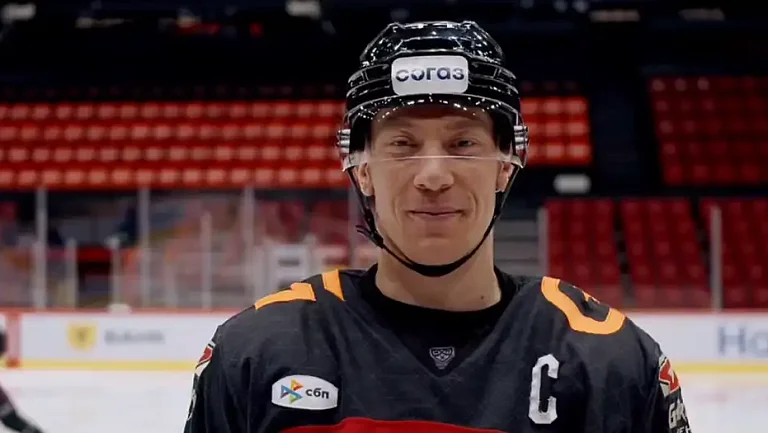 Шарипзянов прокомментировал уход Буше и Ткачева