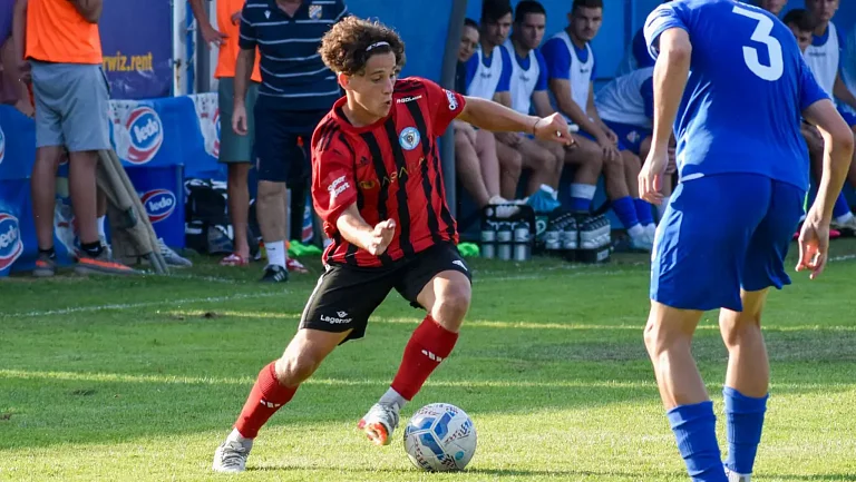 Ловро Челфи стал игроком «Барселоны» 