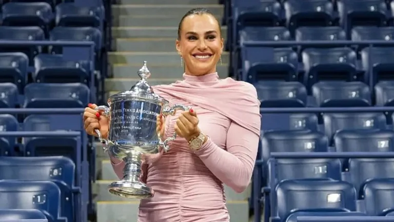 Соболенко: «Мои образы для награждений готовит стилист»