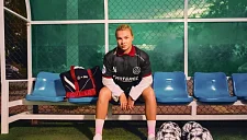 «Акрон» представил новую форму в коллаборации с теннисисткой Шнайдер