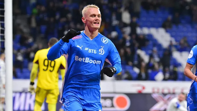 Тюкавин мог перейти в «Зенит», но отказался из-за давления болельщиков
