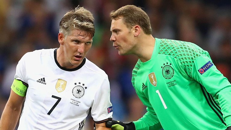 Швайнштайгер поддерживает возвращение Нойера в сборную Германии