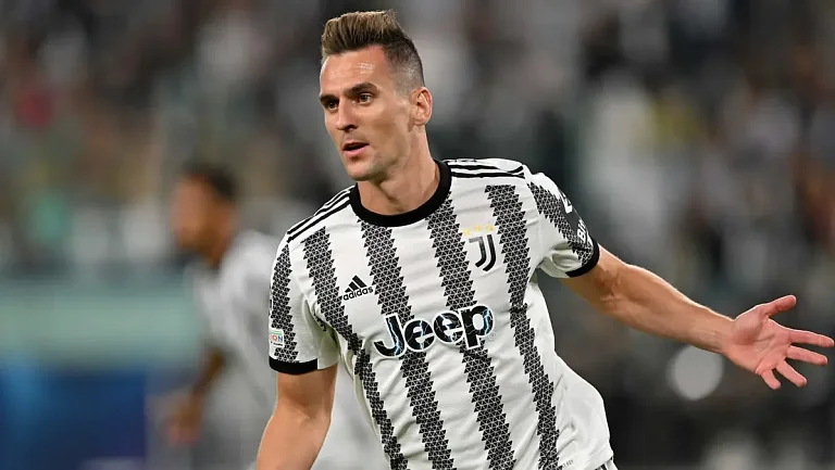 Нападающий Аркадиуш Милик не нужен «Ювентусу» и может покинуть Турин