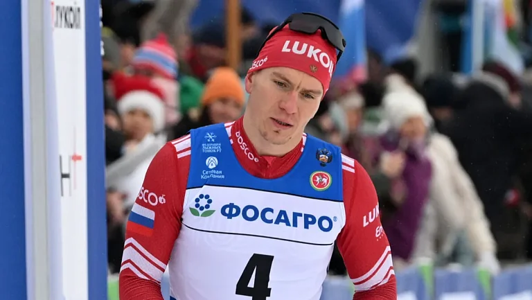 Александр Большунов заразился гонконгским гриппом и пропустит этап Кубка России