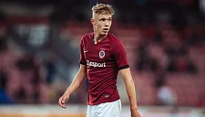 Карабец перешёл в «Лион» на правах аренды с опцией выкупа