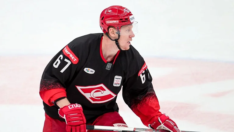 Словацкий ветеран КХЛ Михал Чайковски покинул «Спартак»