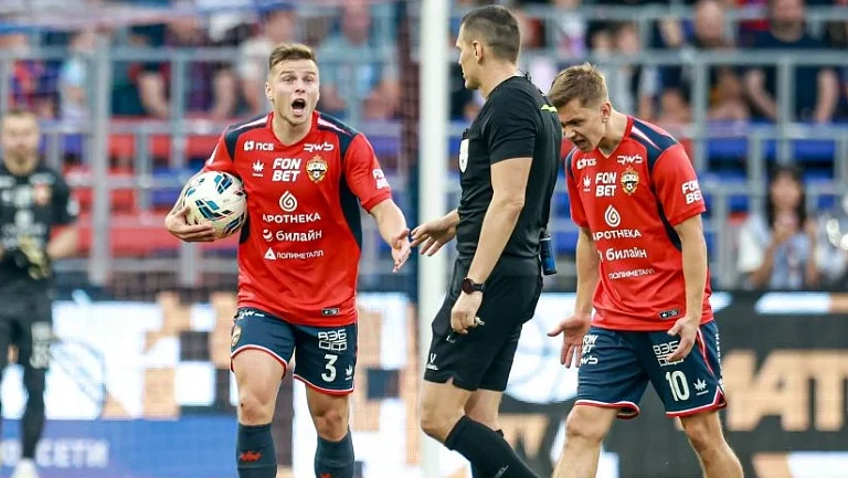 ЦСКА и «Краснодар» сыграли вничью 1:1 с отменённым голом и удалением