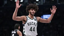 Андре Джексона могут отчислить из «Бакс» ради Танасиса Адетокунбо