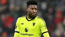 Тренер «Виктории» об ошибке Андре Онаны в матче ЛЕ