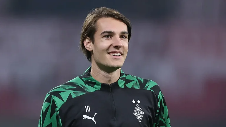 «Фортуна» надеется вернуть своего героя Флориана Нойхауса