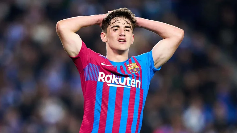 Гави остается в «Барселоне»