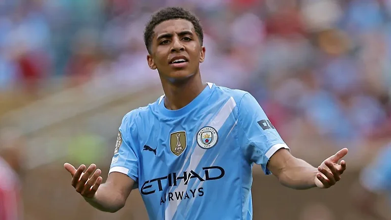 Гвардиола высказался о будущем Льюиса в «Манчестер Сити»