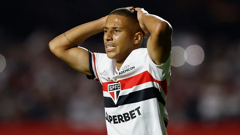 ЦСКА завершил сделку по переходу Энрике Кармо