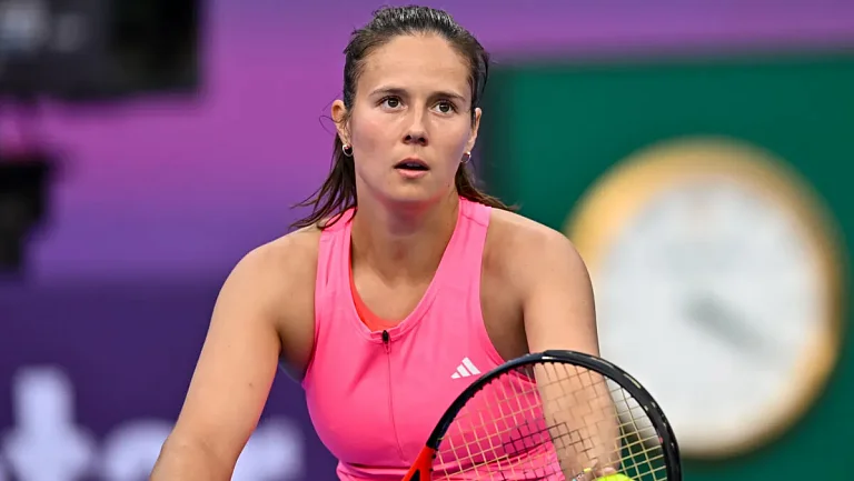 Бывшая российская теннисистка Касаткина вылетела во 2-м круге WTA-500