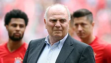 Хенесс в шоке от трансферных сумм в немецком футболе