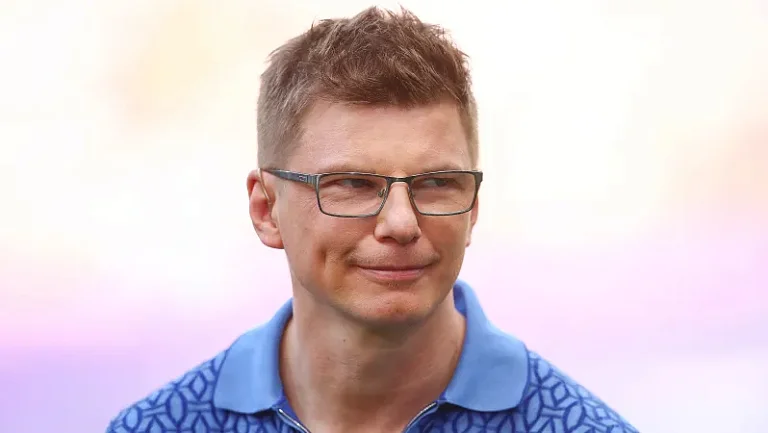 Гус Хиддинк заявил, что Аршавин был достоин «Золотого мяча»