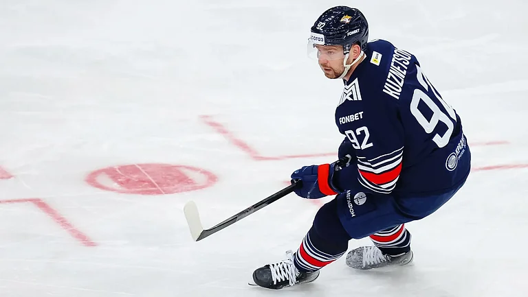 Агент Евгения Кузнецова оценил первые игры хоккеиста за «Металлург»