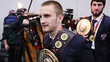 Российского боксёра Шумкова накажут за укус за ухо в финале чемпионата мира