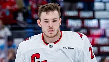 Александр Никишин вышел на первый матч в НХЛ — и не дрогнул