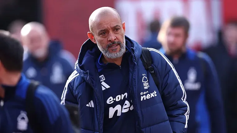 Нуну Эшпириту Санту ушел с поста тренера «Ноттингем Форест» после конфликта с владельцем