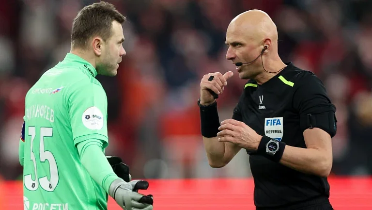 Матюнин: «То, что Дивеев сыграл в мяч, не отменяет пенальти в ворота ЦСКА»