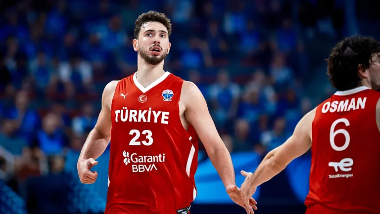 Алперен Шенгюн добился рекордной статистики в матче с Эстонией