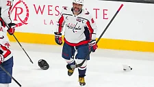 Овечкин в шаге от истории: хет-трик приближает рекорд Гретцки