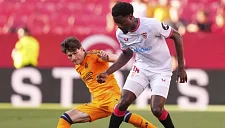 «Севилья» приобрела 90% прав на Люсьена Агуме