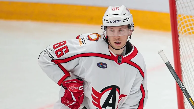 Шаров прокомментировал спорный эпизод с удалением Хрипунова