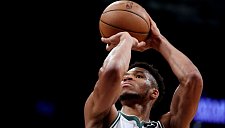 Адетокунбо не хочет в «Майами» из-за Пэта Райли: какова причина отказа?