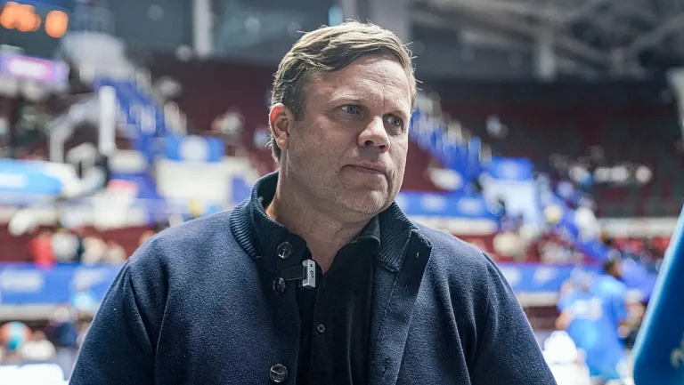 Радимов об арбитре на матче ЦСКА — «Балтика»: «Стоит провериться у окулиста»