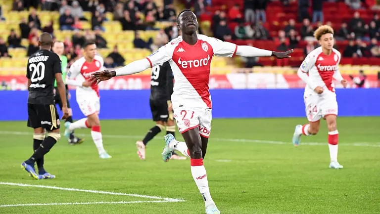 «Монако» разгромил «Мец» благодаря Фати