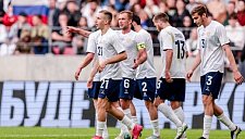 Гладышев забил четыре гола и помог России уверенно обыграть Беларусь