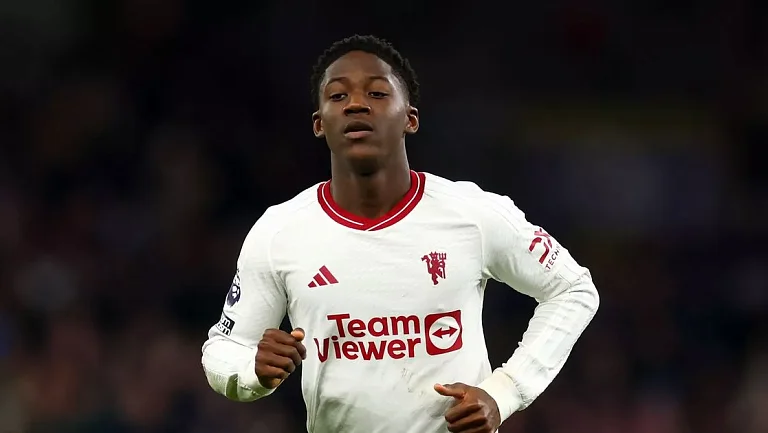 Аморим должен довериться Кобби Майну, утверждает Рио Фердинанд