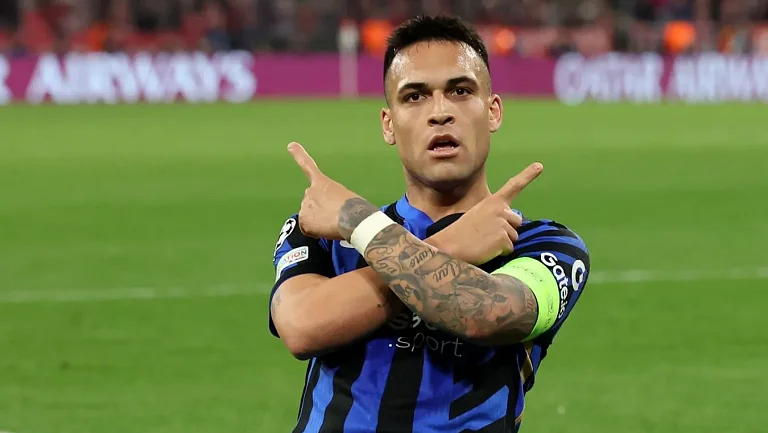 Мартинес — первый игрок «Интера», забивающий в семи сезонах ЛЧ подряд