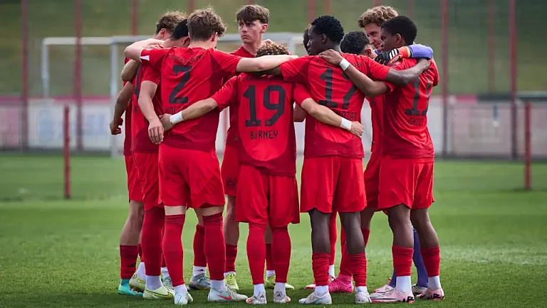 Аугенталер и юные звёзды «Баварии»: триумф Глобальной академии