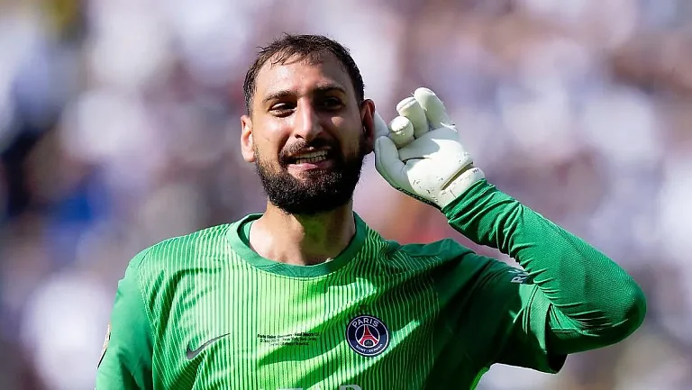 «Манчестер Сити» ведёт переговоры с Доннаруммой