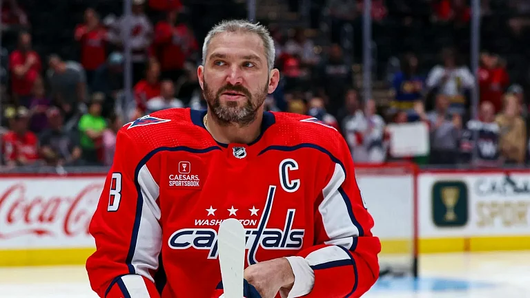 В НХЛ хотят прокомментировать будущее Александра Овечкина в лиге