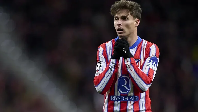 «Бетис» представил Рикельме как нового игрока клуба