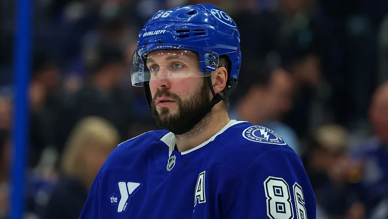 Кучеров провёл восьмой матч с 5+ очками и сравнялся с Малкиным