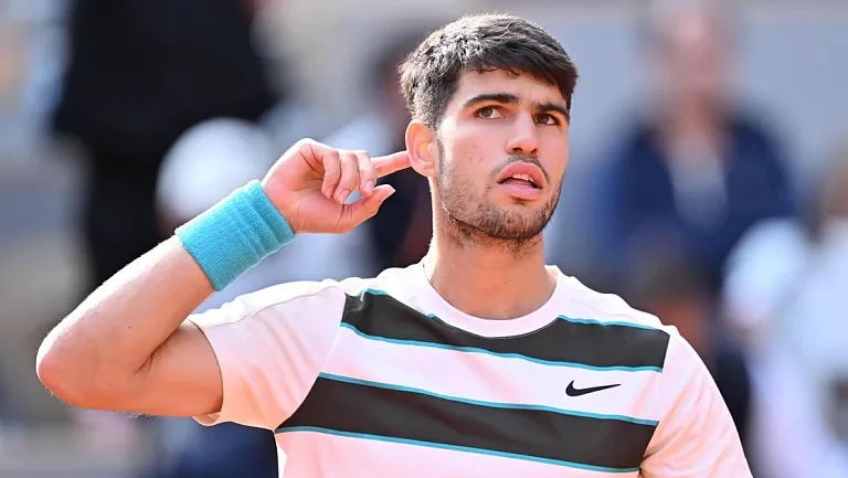 Отек мышц не позволил Алькарасу выступить в «Финале восьми» Кубка Дэвиса