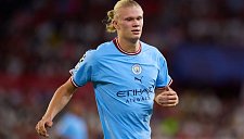 «Барселона» выбирает: усилить левый фланг или найти нового форварда?

