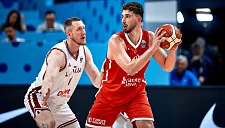 Алперен Шенгюн установил уникальный рекорд для сборной Турции