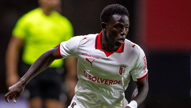 19-летний воспитанник «Браги» Фернандеш перешёл в «Аль-Иттихад»