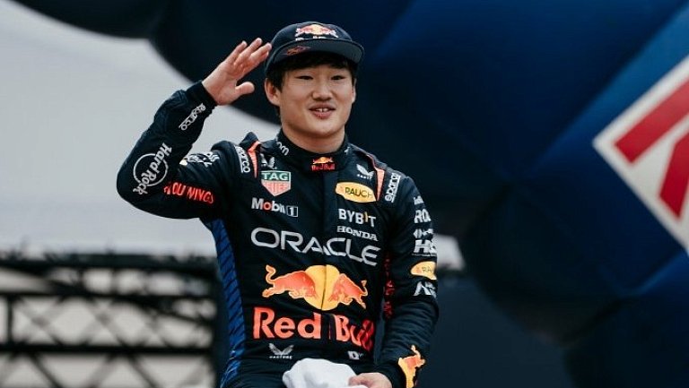 В последний момент «Ред Булл» поставил апгрейды на болид Цуноды